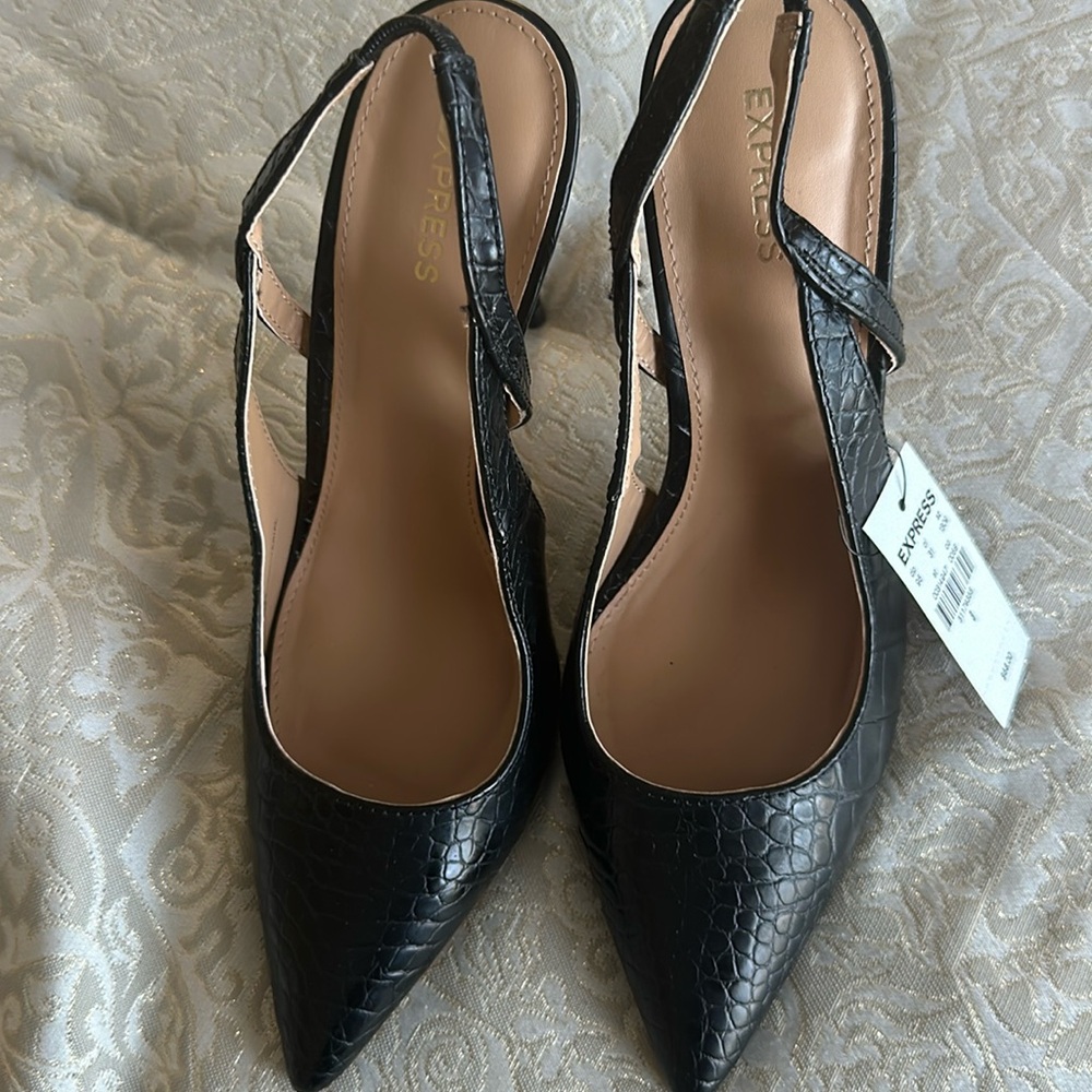 Black express heels